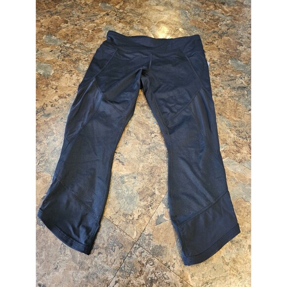 NWT Active Life Athletic capri Leggings Women's Size Medium Black new (A816) - Picture 2 of 10